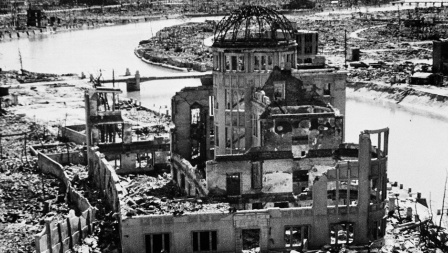 Hiroshima nuclear arms bomb