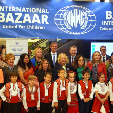 Group photo at the international Bazar organized by the United Nations Women's guild.