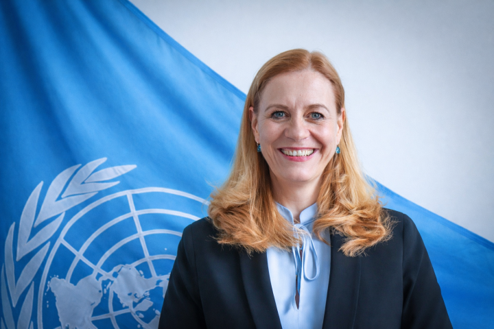 Charlotte Warakaulle's photo